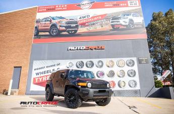 TOYOTA FJ CRUISER VAPOR MATTE BLACK